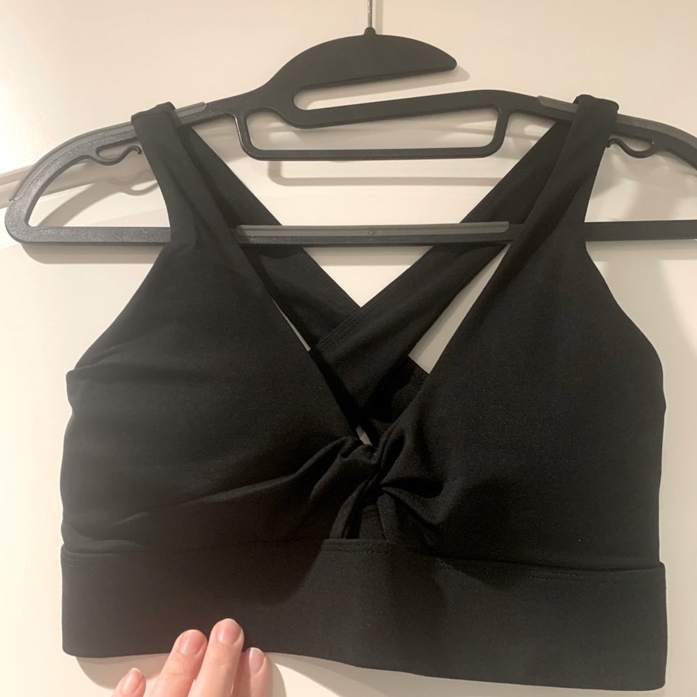 New Fabletics Sports Bra